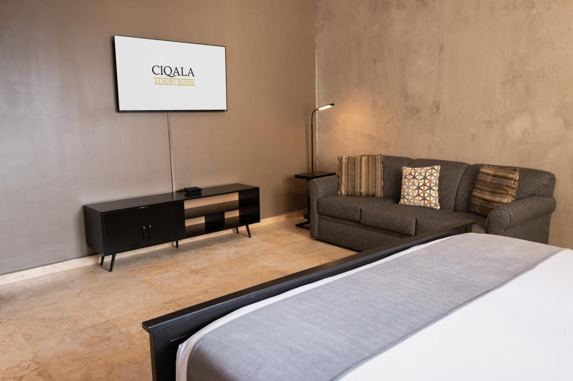 Ciqala Suites Hotel - Сан Хуан Екстериор снимка
